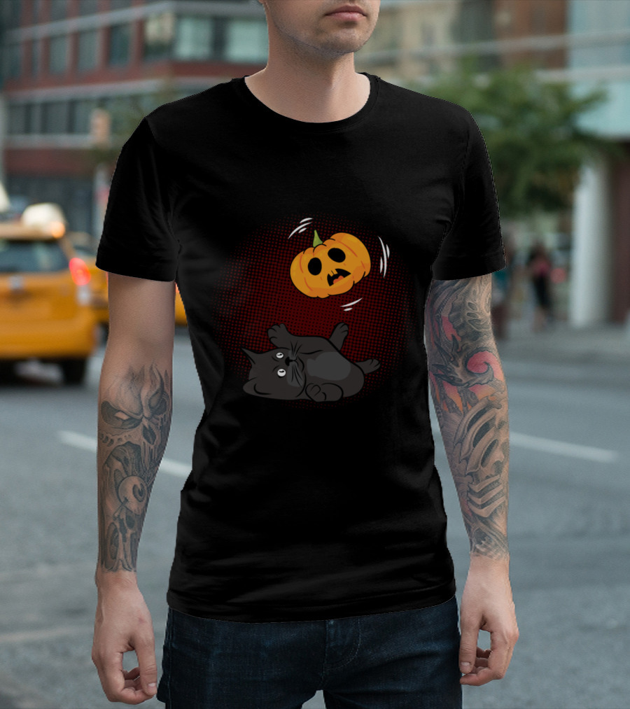 Black Cat with Animated Jack-o'-Lantern Pumpkin T-Shirt