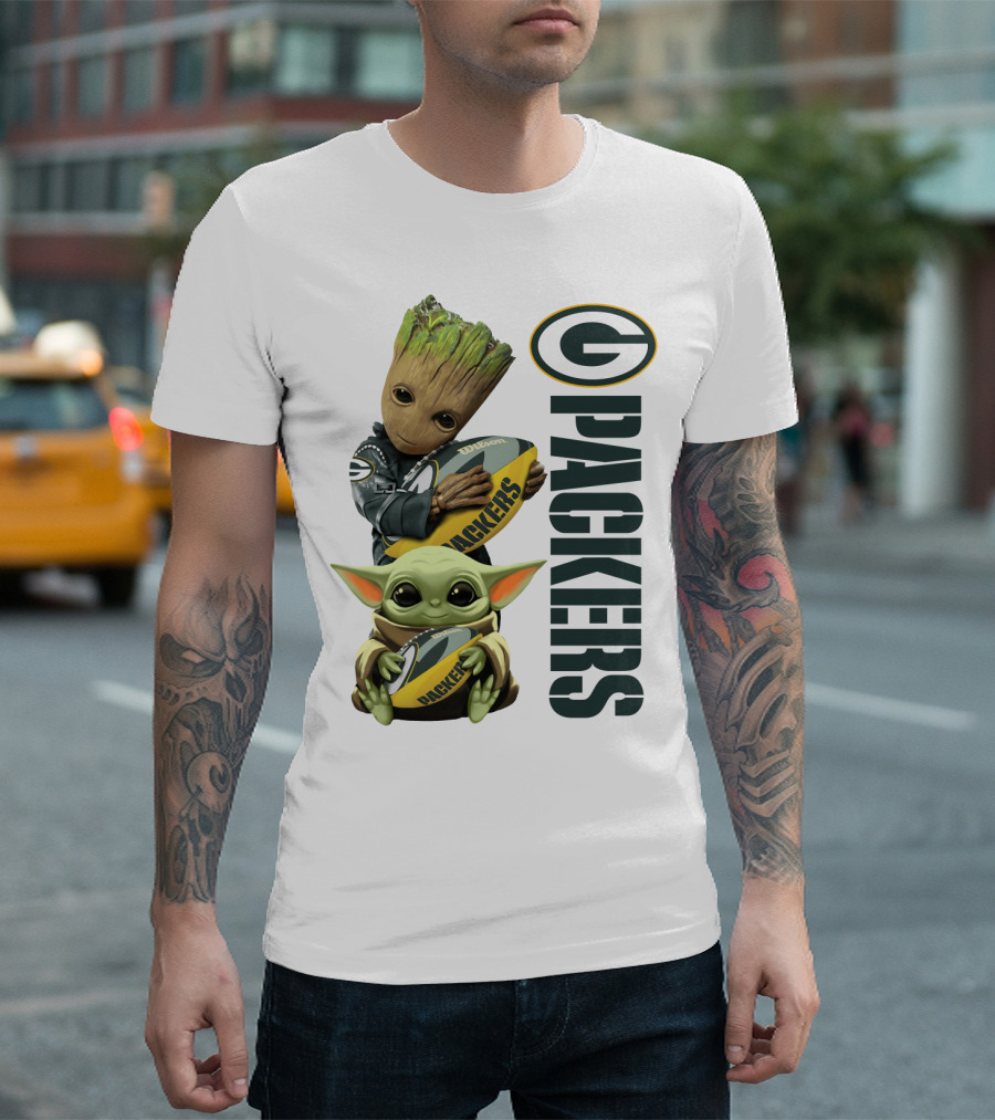 Baby Groot And Baby Yoda With Packers Football T-Shirt