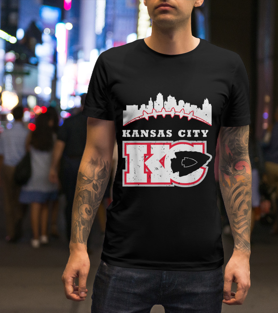 Kansas City KC Skyline Pigskin Football Chiefs Arrowhead T-Shirt
