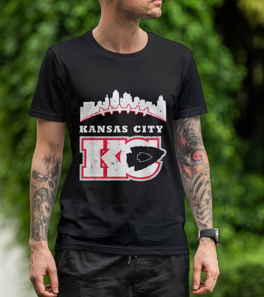Kansas City KC Skyline Pigskin Football Chiefs Arrowhead T-Shirt