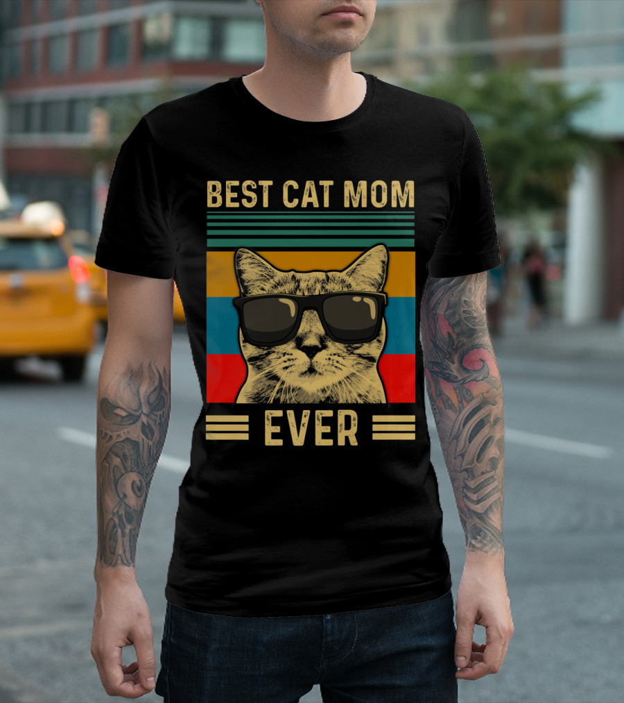 Best Cat Mom Ever Vintage Bump Fit Retro Stripes Cool Cat with Glasses T-Shirt
