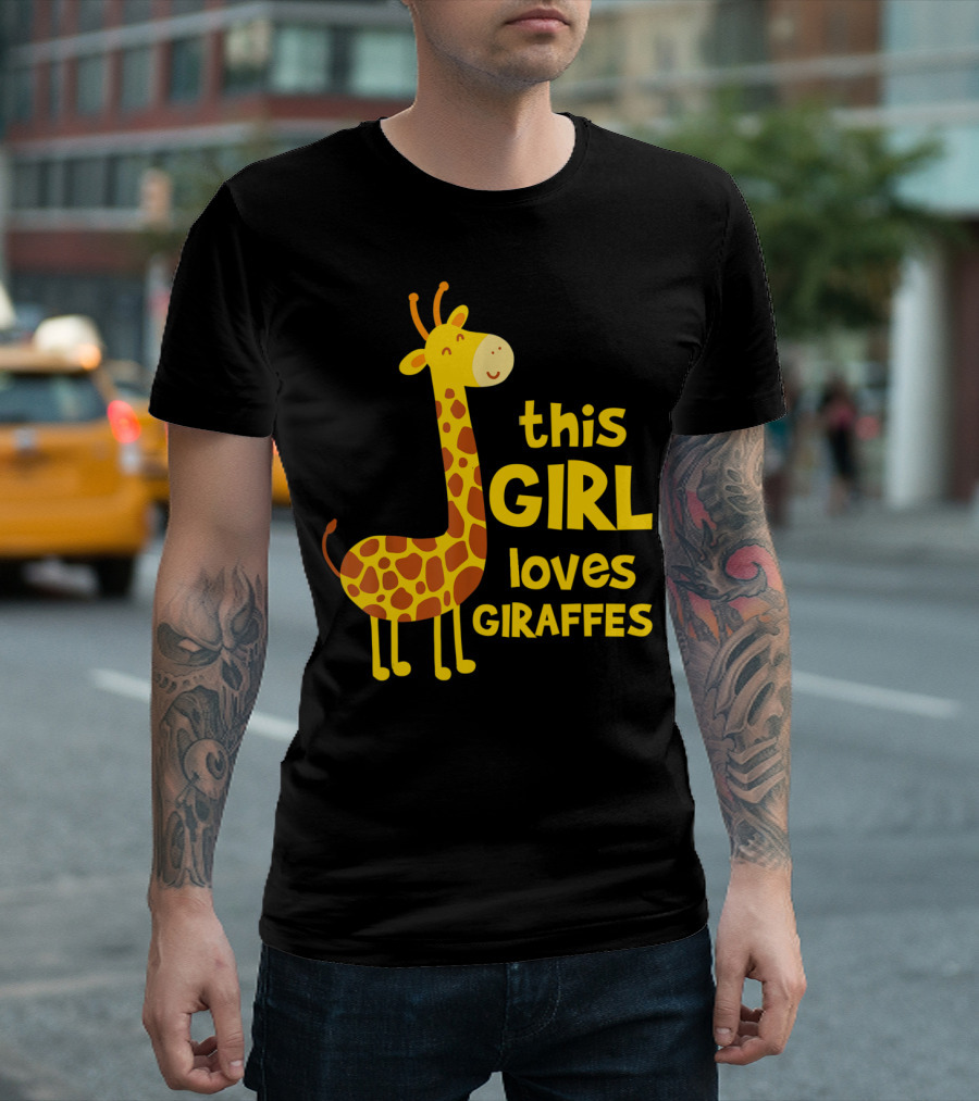 This Girl Loves Giraffes Giraffe Zoo Safari Animal T-Shirt
