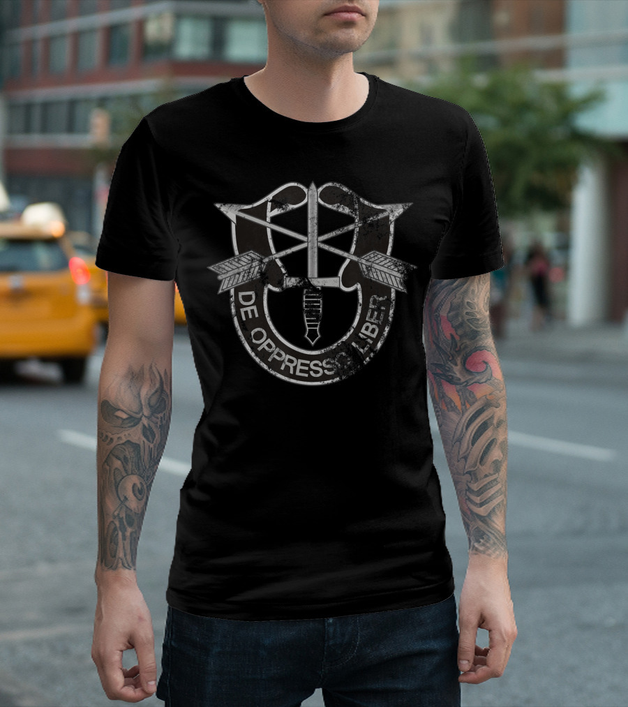 Us Special Forces De Oppresso Liber Emblem T-Shirt
