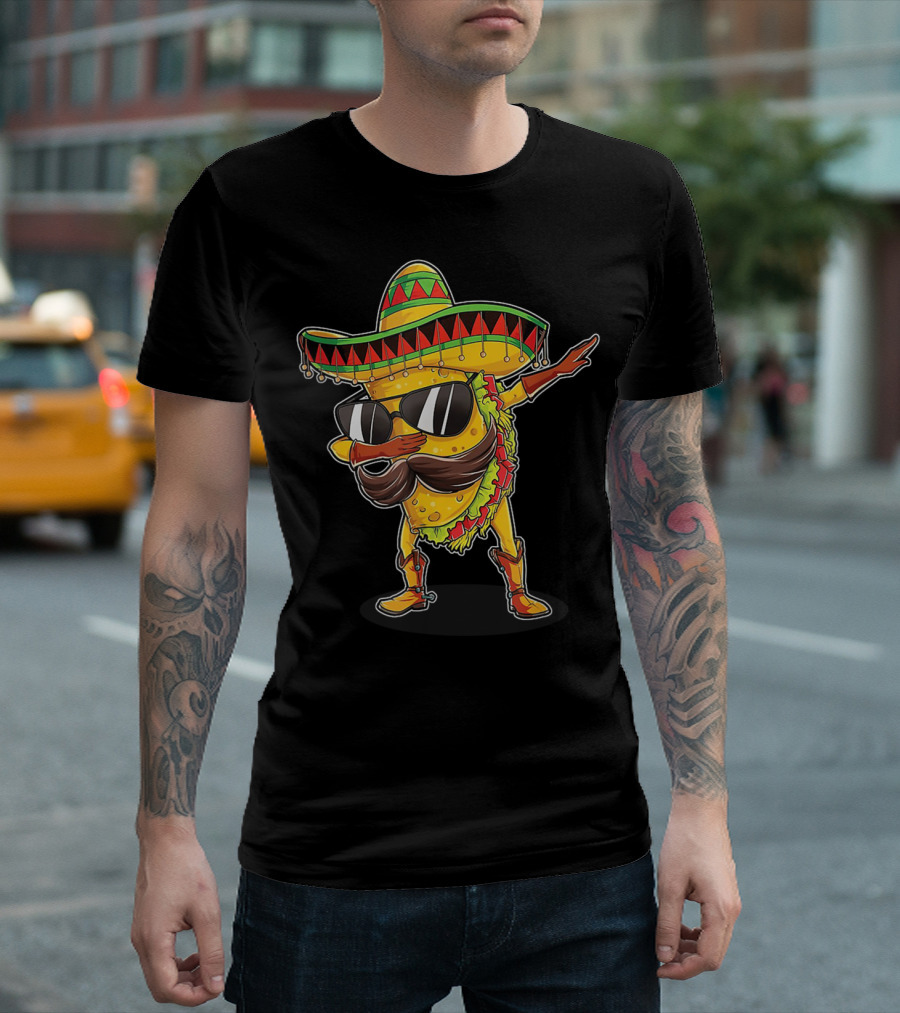 Dabbing Taco In Sombrero With Mustache Celebrating Cinco De Mayo Dance T-Shirt