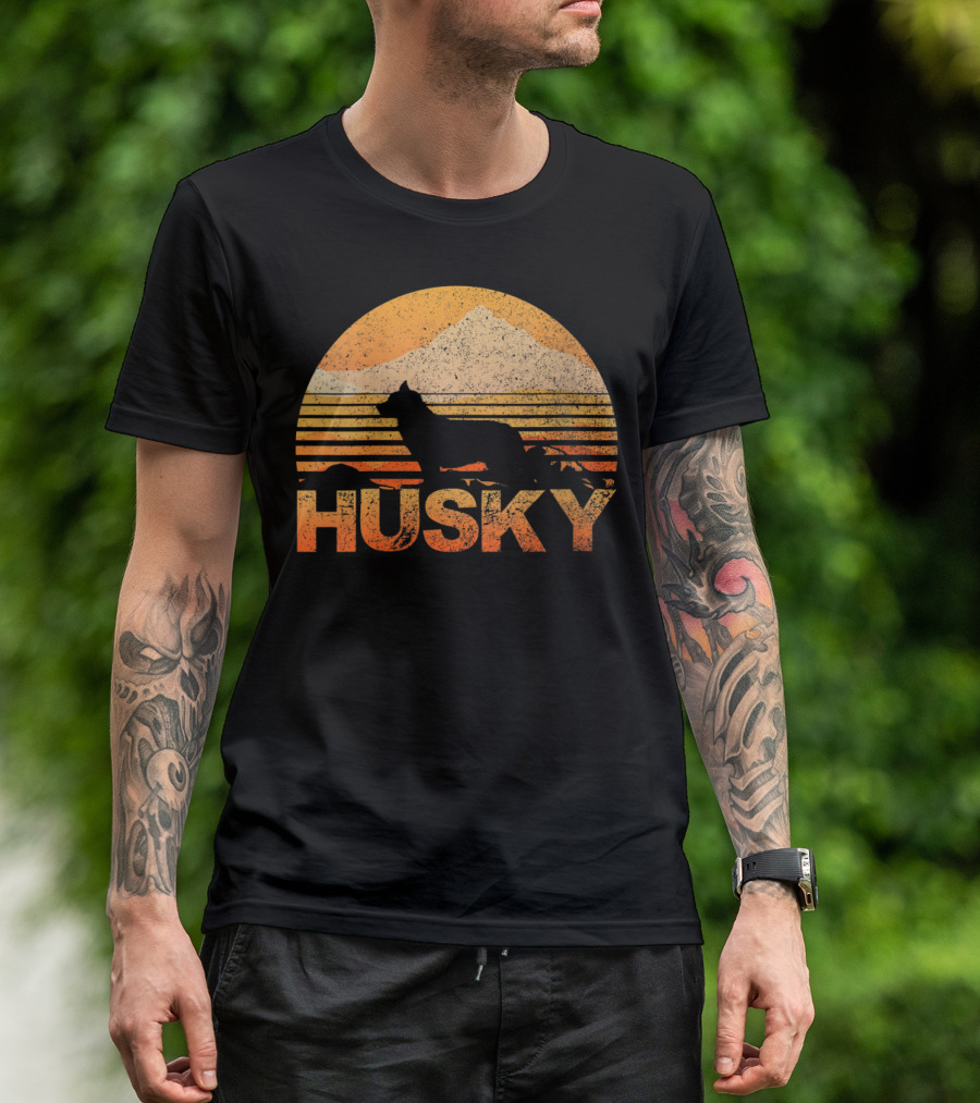 Husky Vintage Lover With Mountain Sunset T-Shirt