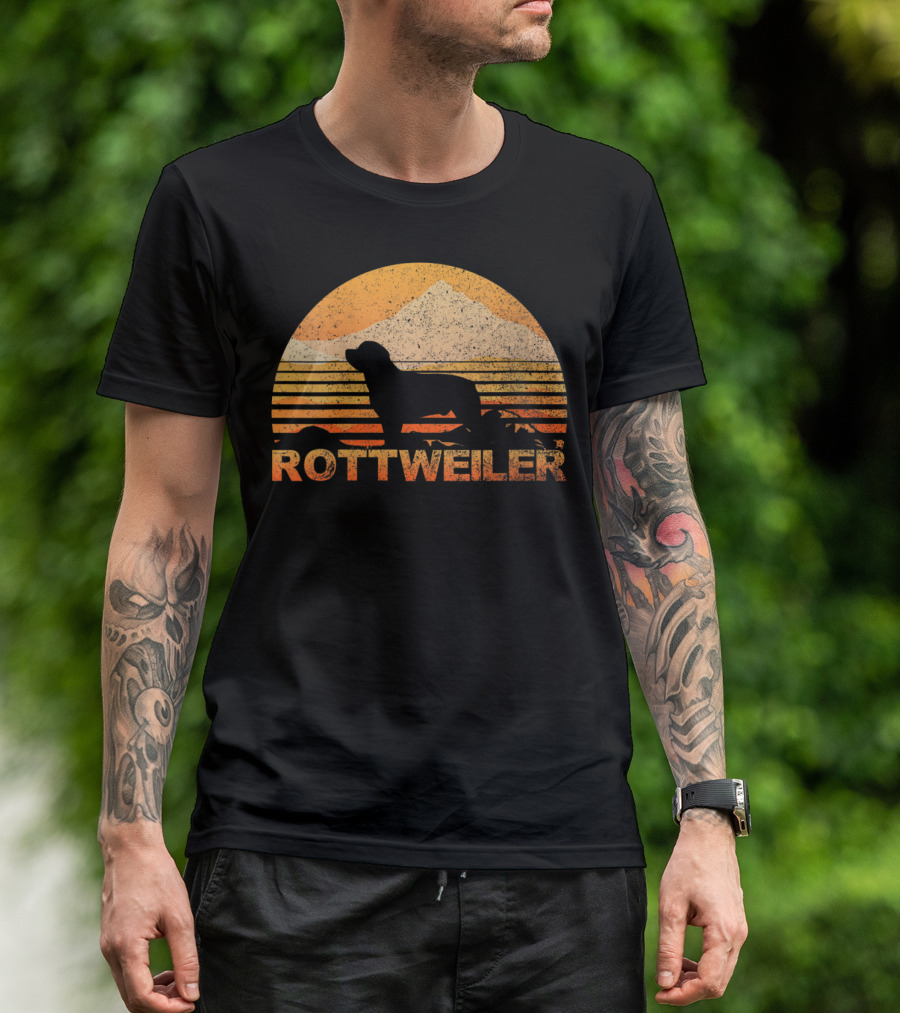 Rottweiler Vintage Sunset Silhouette Mountain Lover T-Shirt