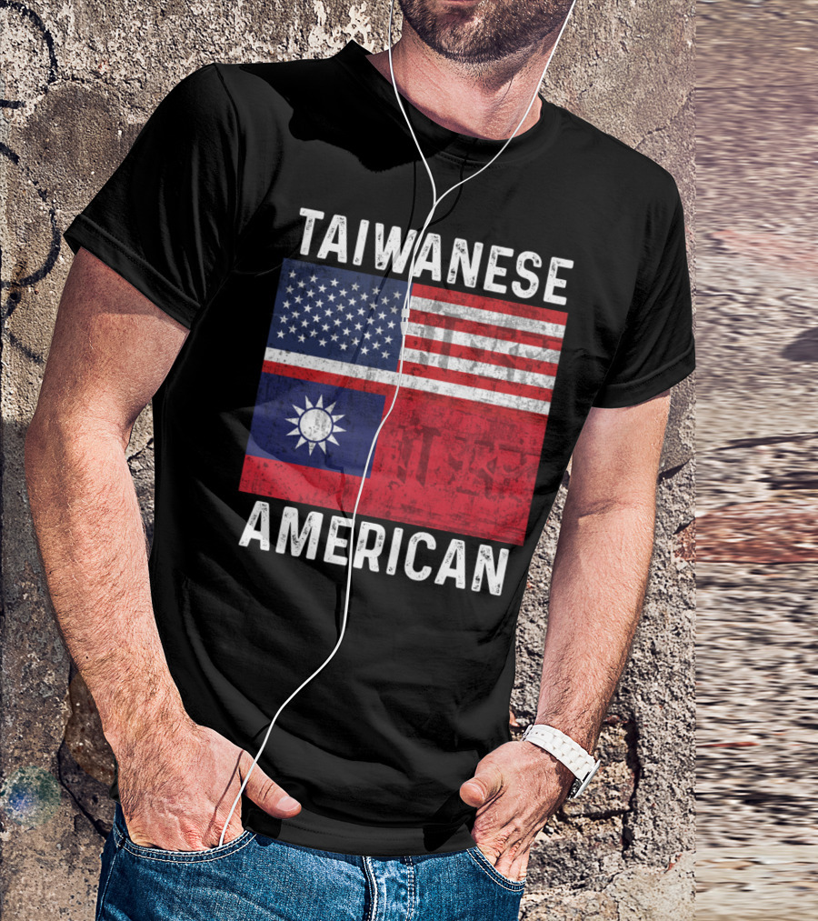 Taiwanese American Distressed Taiwan USA Flags T-Shirt