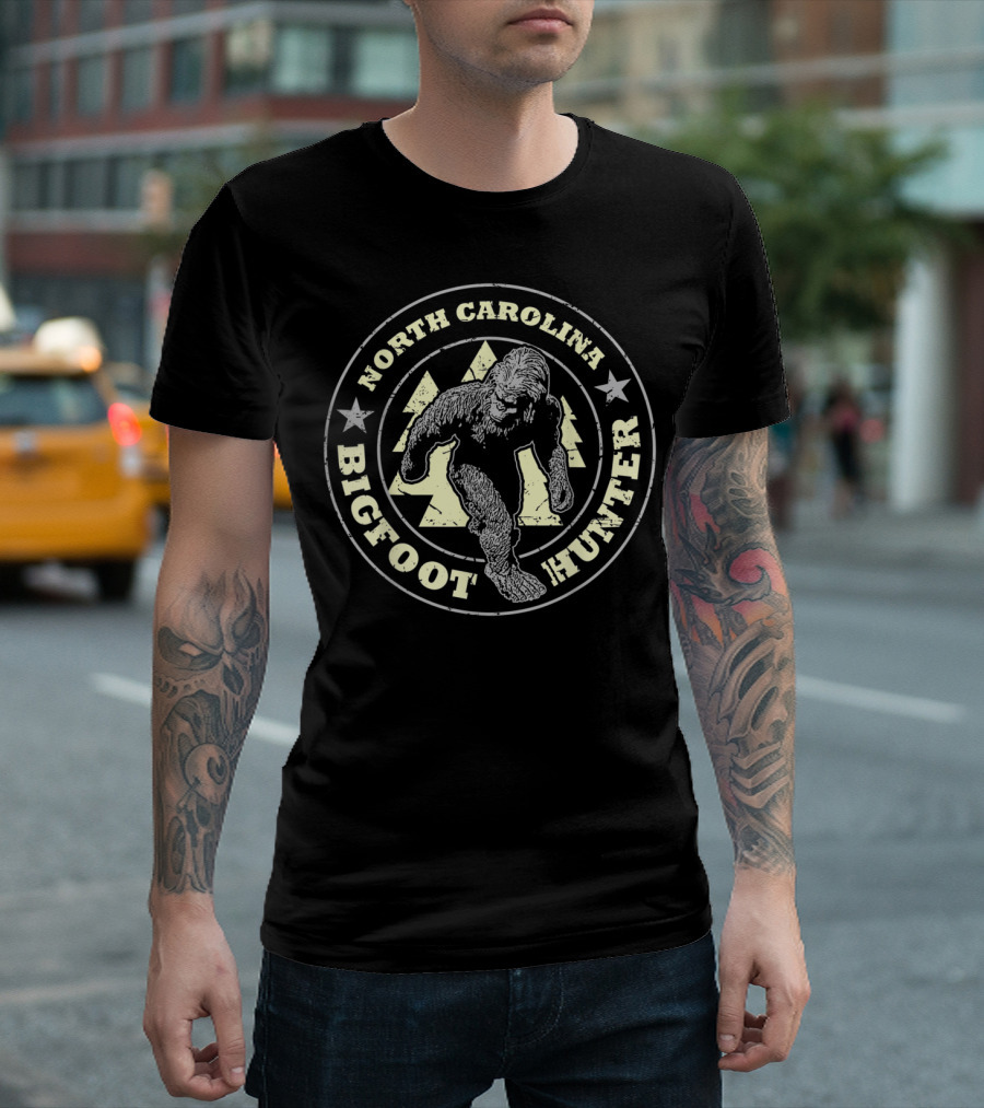North Carolina Bigfoot Hunter Forest Adventure Badge T-Shirt