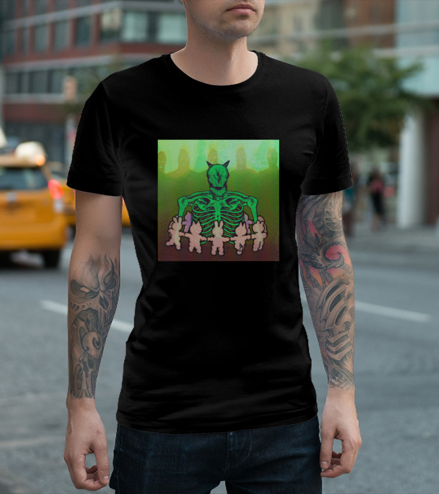 Friendship Skeleton Holding Paper Doll Chain in Eerie Green Light T-Shirt