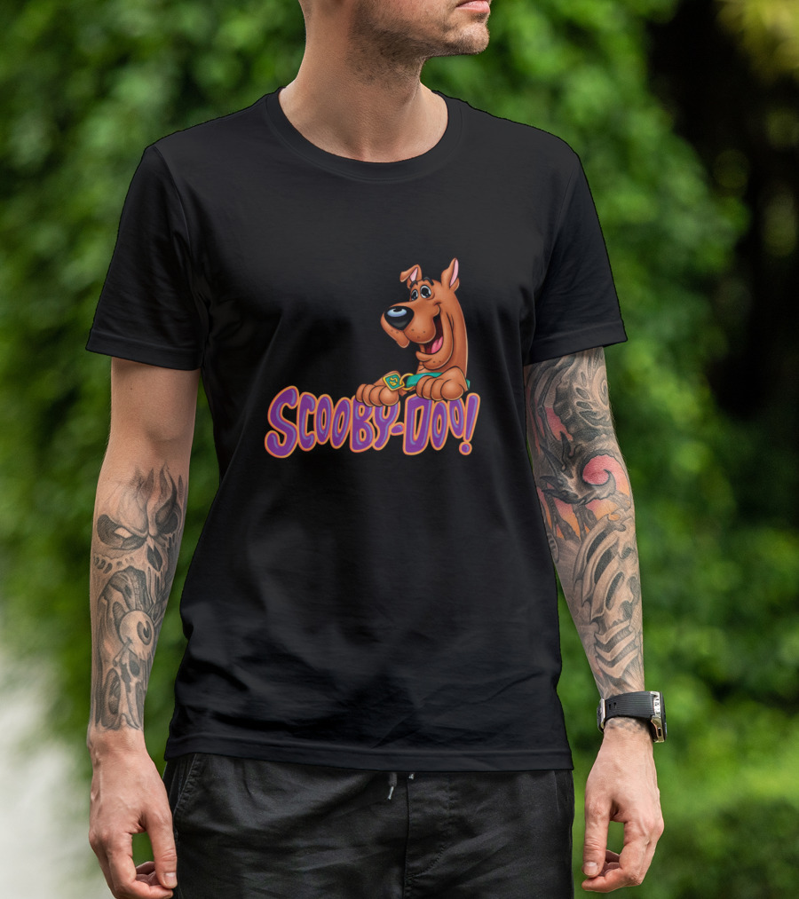 Scooby-Doo Lively Cartoon Character Icon With Collar Tag T-Shirt