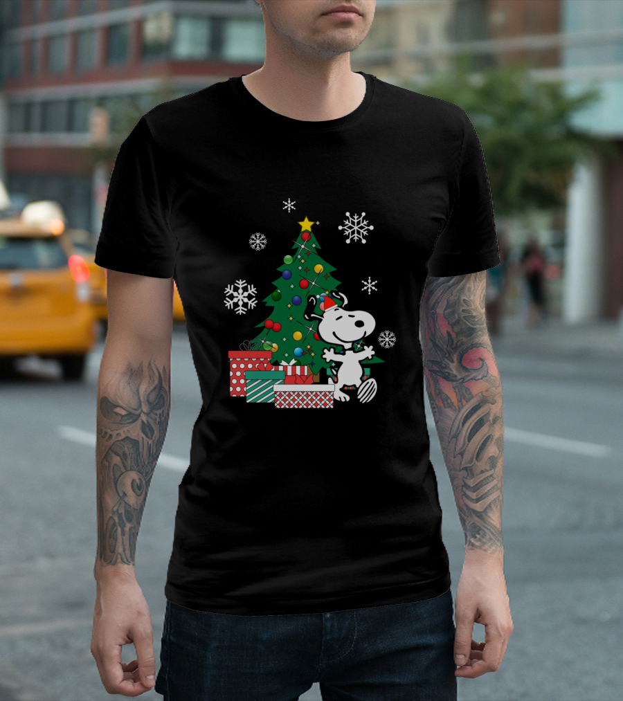 Happy Snoopy Dancing Around Christmas Tree with Gifts and Snowflakes T-Shirt
