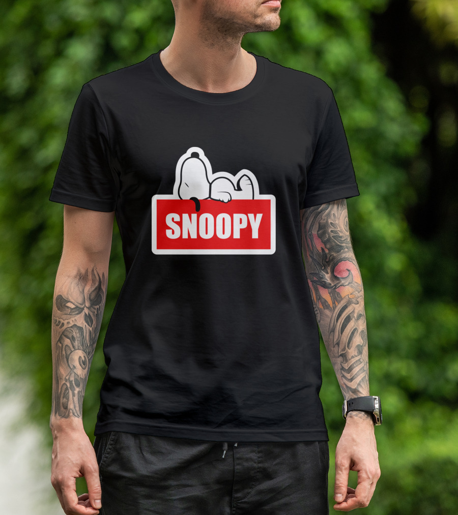 Snoopy Lying Down Peanuts Red Label T-Shirt