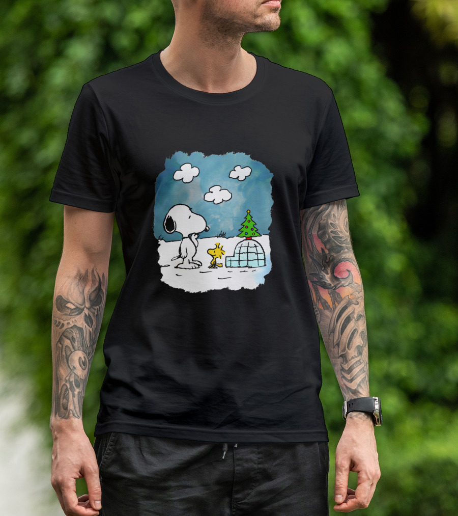 Snoopy And Woodstock With Igloo And Christmas Tree In Snow Scene T-Shirt
