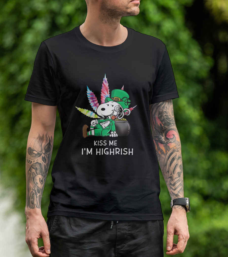 Kiss Me I'm Highrish Snoopy With Leprechaun Hat And Cannabis Leaves T-Shirt