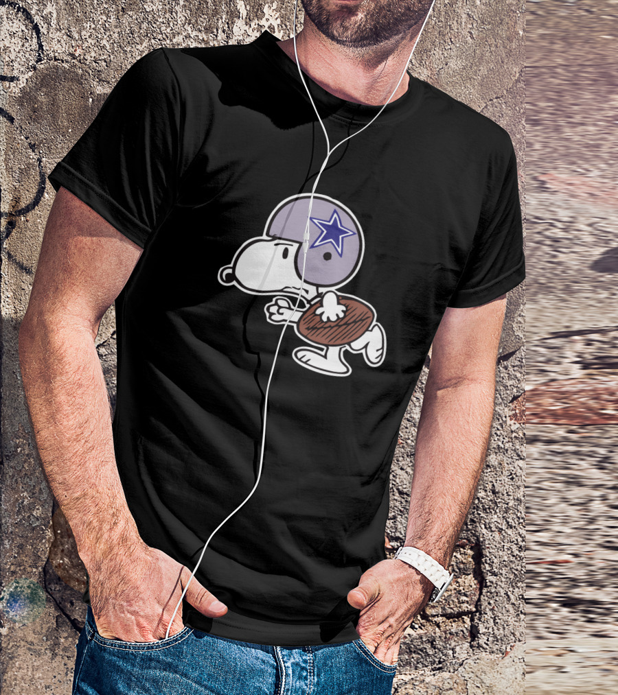 Snoopy Football Dallas Cowboys Helmet Star T-Shirt
