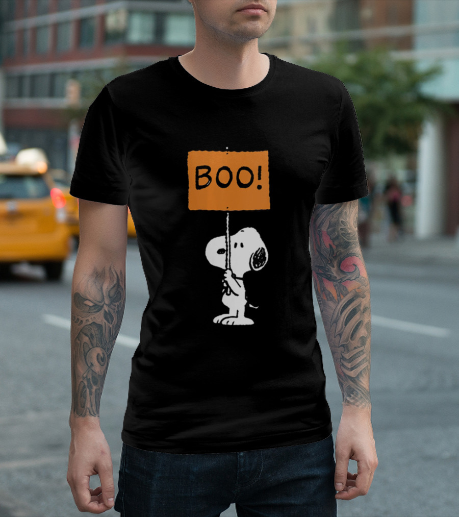 Peanuts Halloween Snoopy Boo Sign T-Shirt