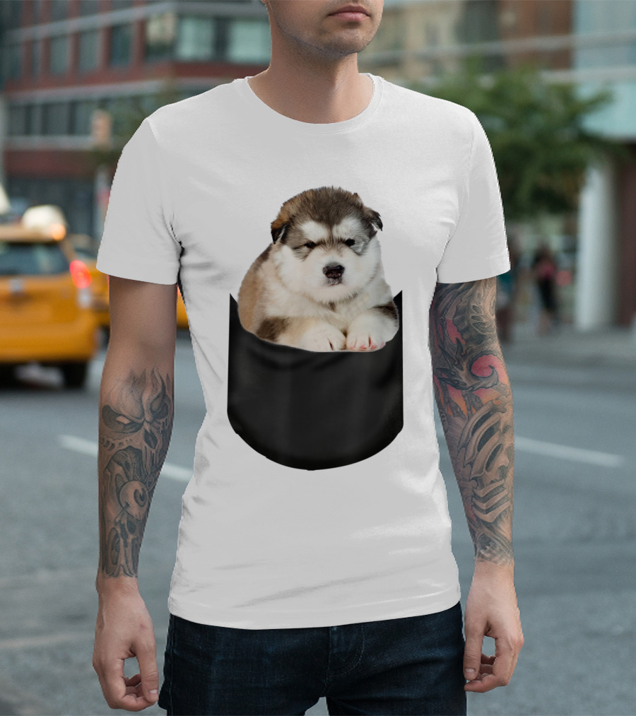 Alaskan Funny Dog in Pocket T-Shirt