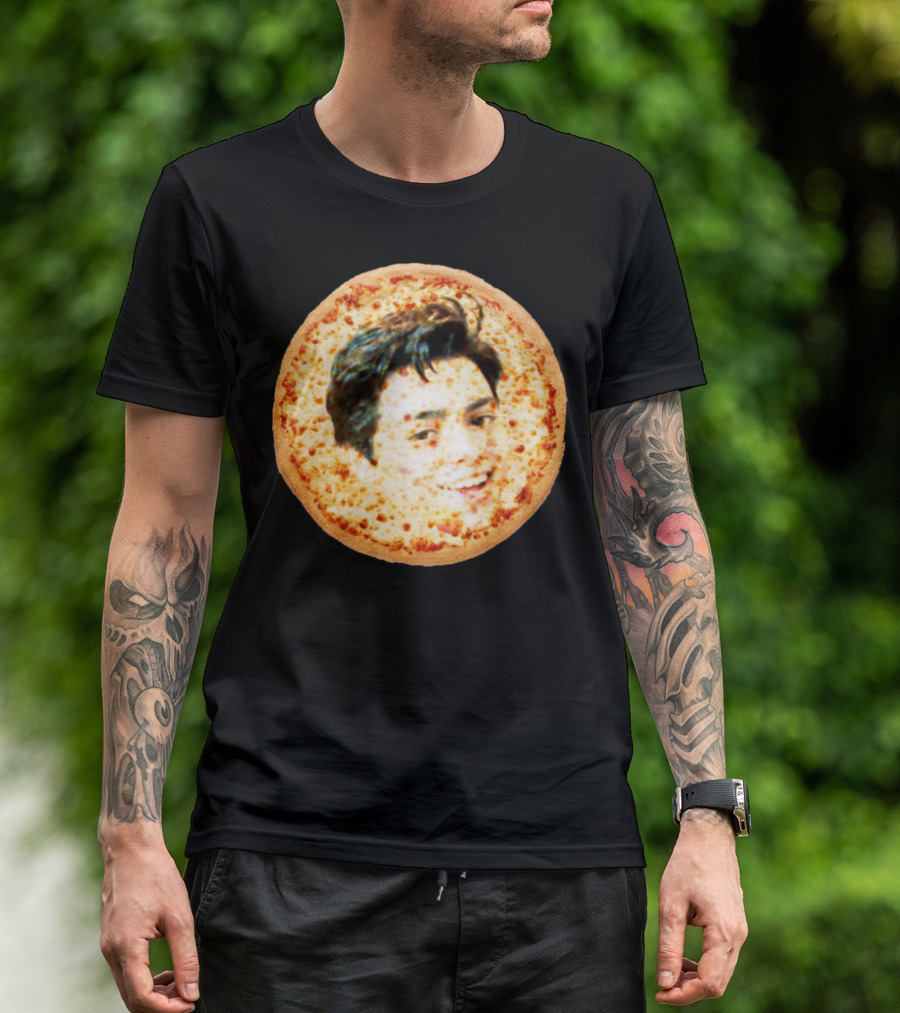 Peters Day Off Cheesy Pizza Face Image T-Shirt