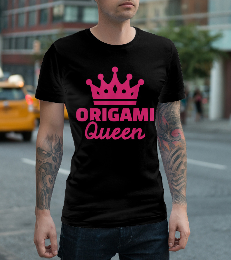 ORIGAMI QUEEN Pink Crown T-Shirt