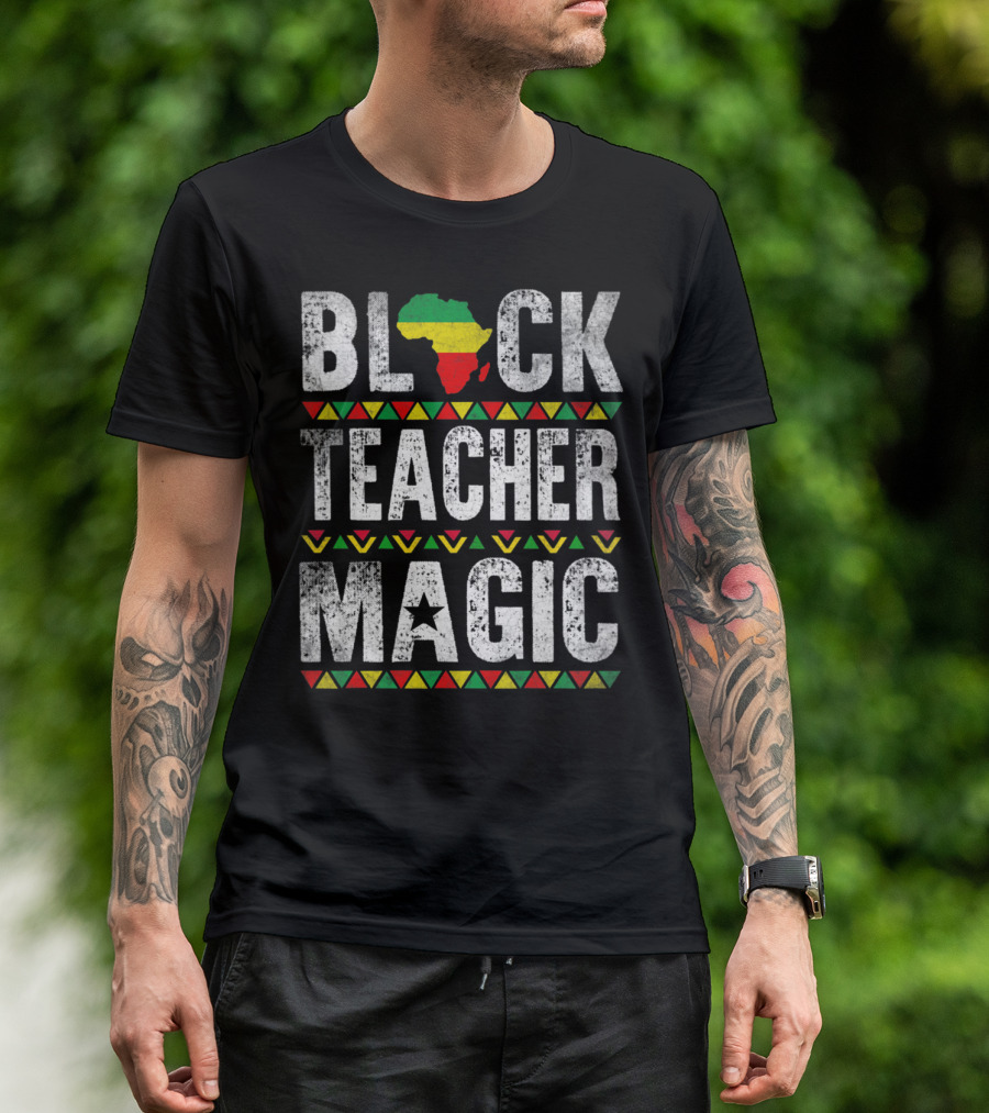 BLACK TEACHER MAGIC African Flag Colors Triangles And Star T-Shirt