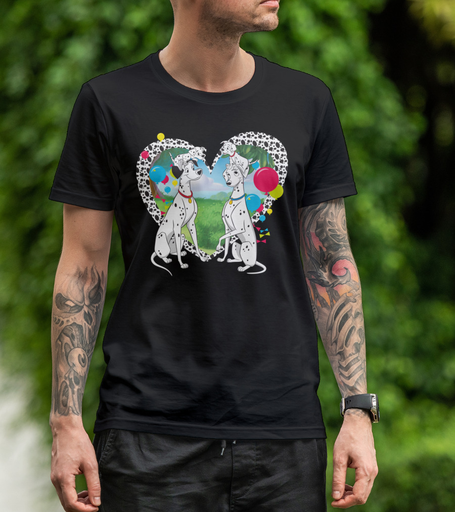 101 Dalmatians Pongo And Perdita Heartful Scene T-Shirt