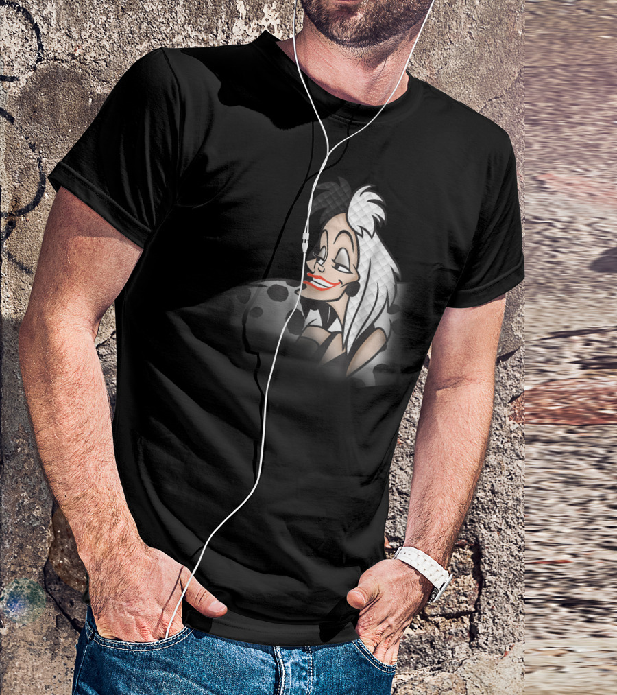 Disney 101 Dalmatians Evil Cruella De Vil Character T-Shirt