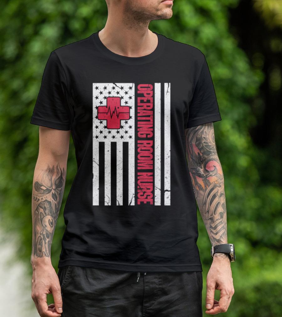 Operating Room Nurse American Flag Medical Cross T-Shirt