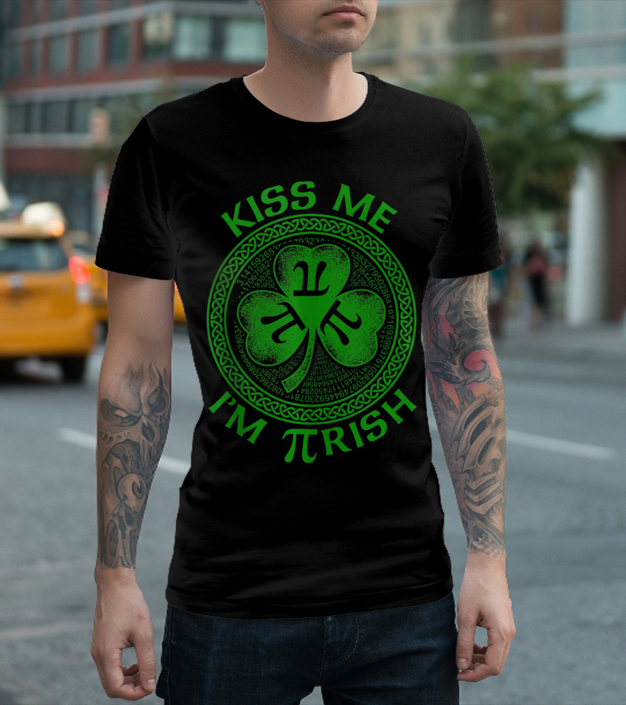 Kiss Me I'm Pi Rish Clover Vintage Pi Day T-Shirt