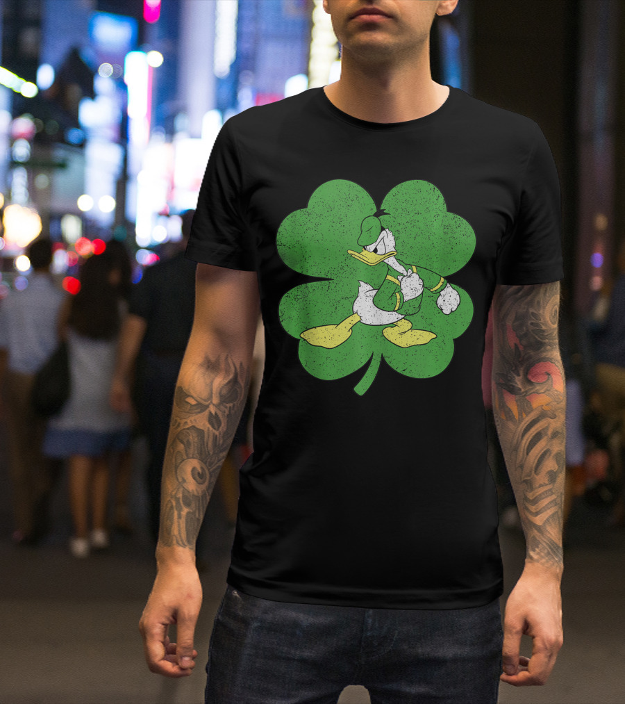 Disney Donald Duck Shamrock St Patricks Day 76 Green Four Leaf Clover T-Shirt