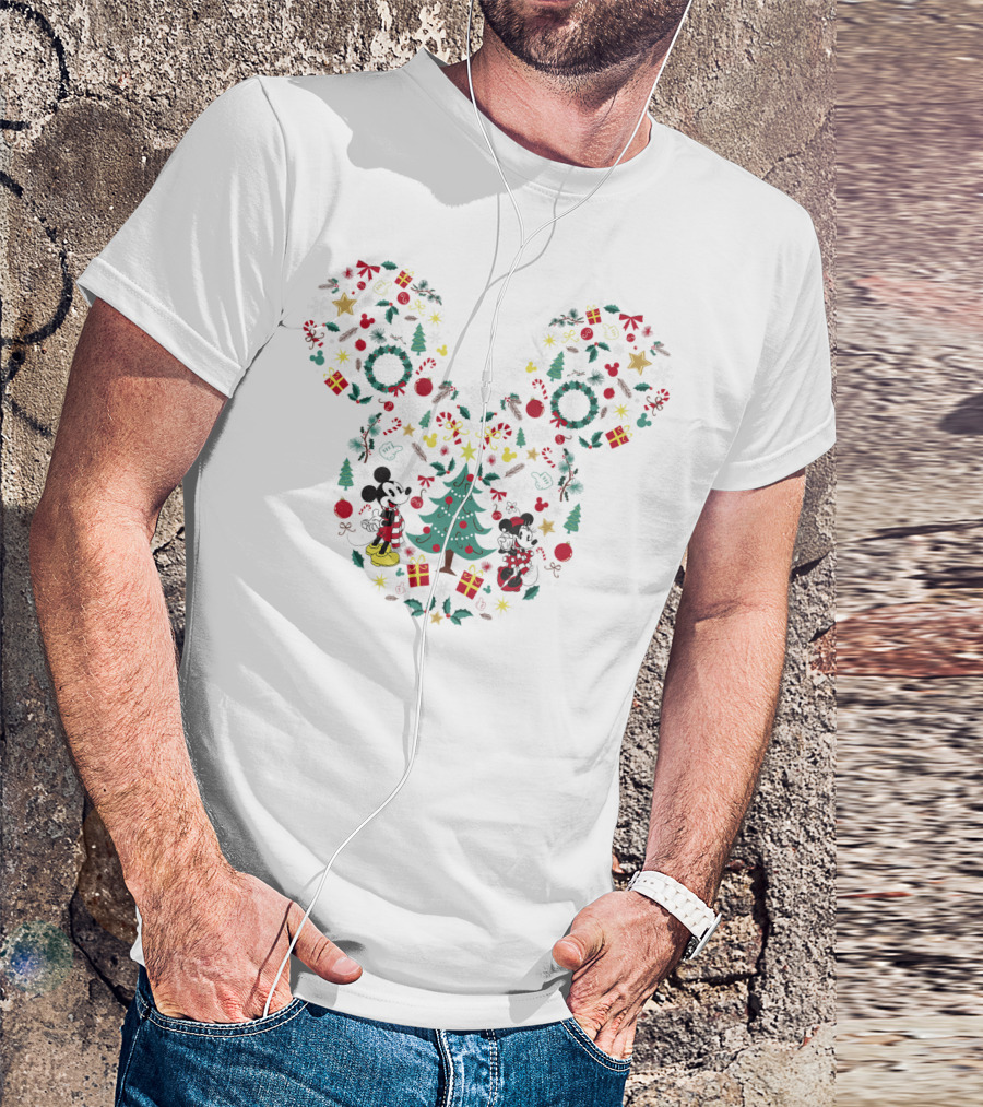 Disney Mickey Minnie Christmas Wreath Holiday Magic T-Shirt