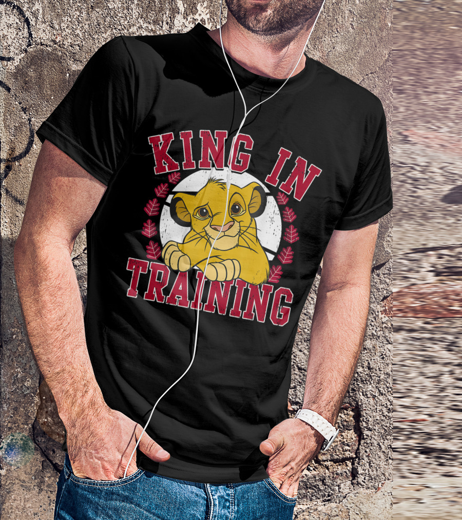 Disney Lion King Simba King In Training Textured Circle Crest T-Shirt