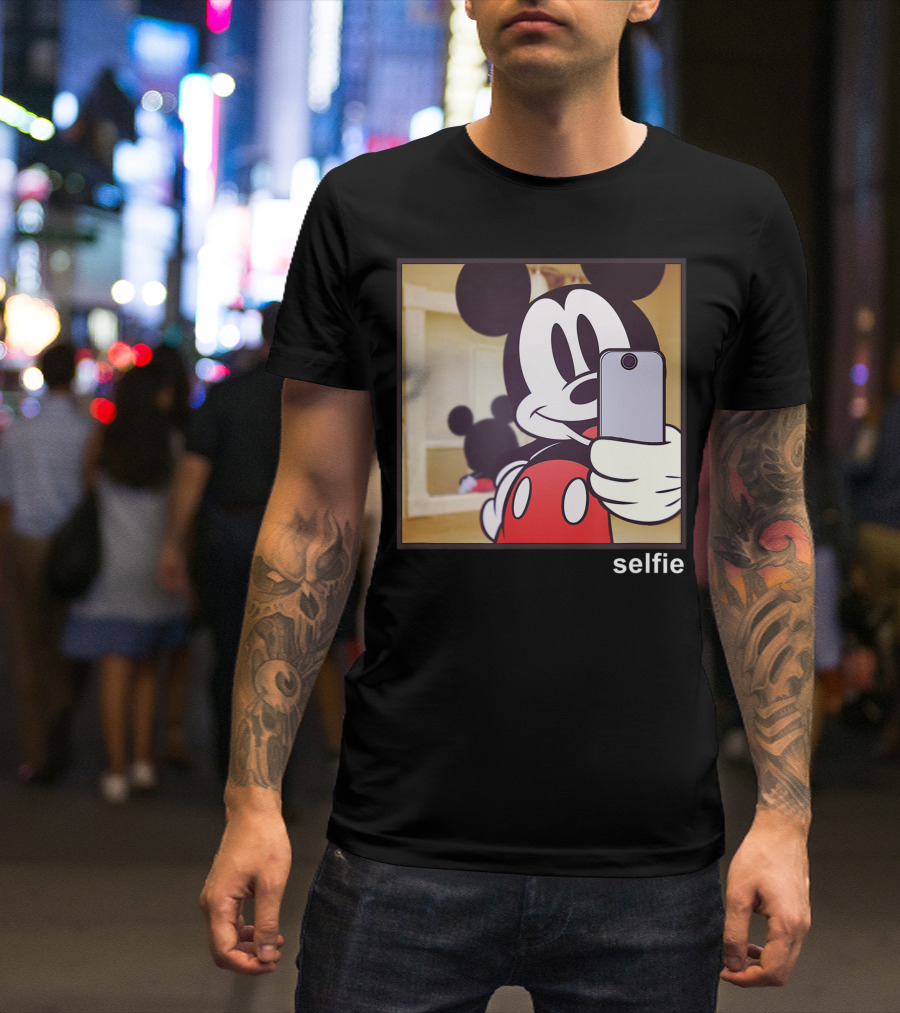 Disney Mickey Mouse Selfie Mirror Reflection T-Shirt