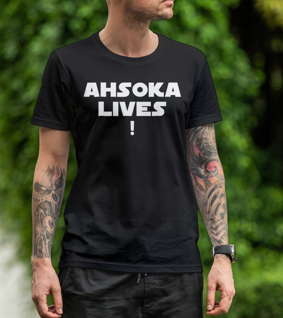 Ahsoka Tano Lives Exclamation Star Wars Fandom T-Shirt