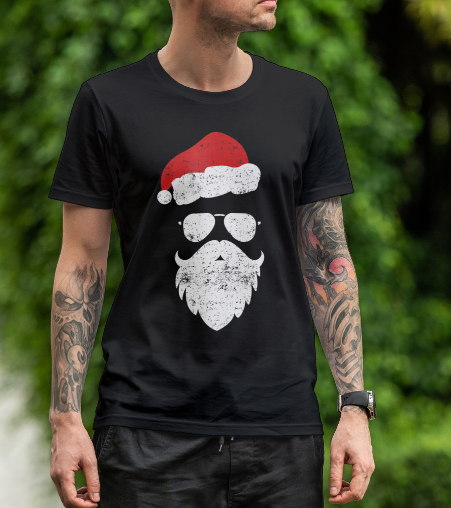 Hipster Santa Beard With Aviator Sunglasses And Christmas Hat T-Shirt