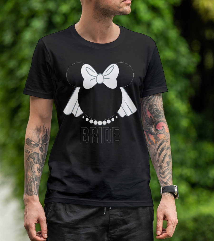 Disney Minnie Mouse Bride Veil Icon Bride T-Shirt