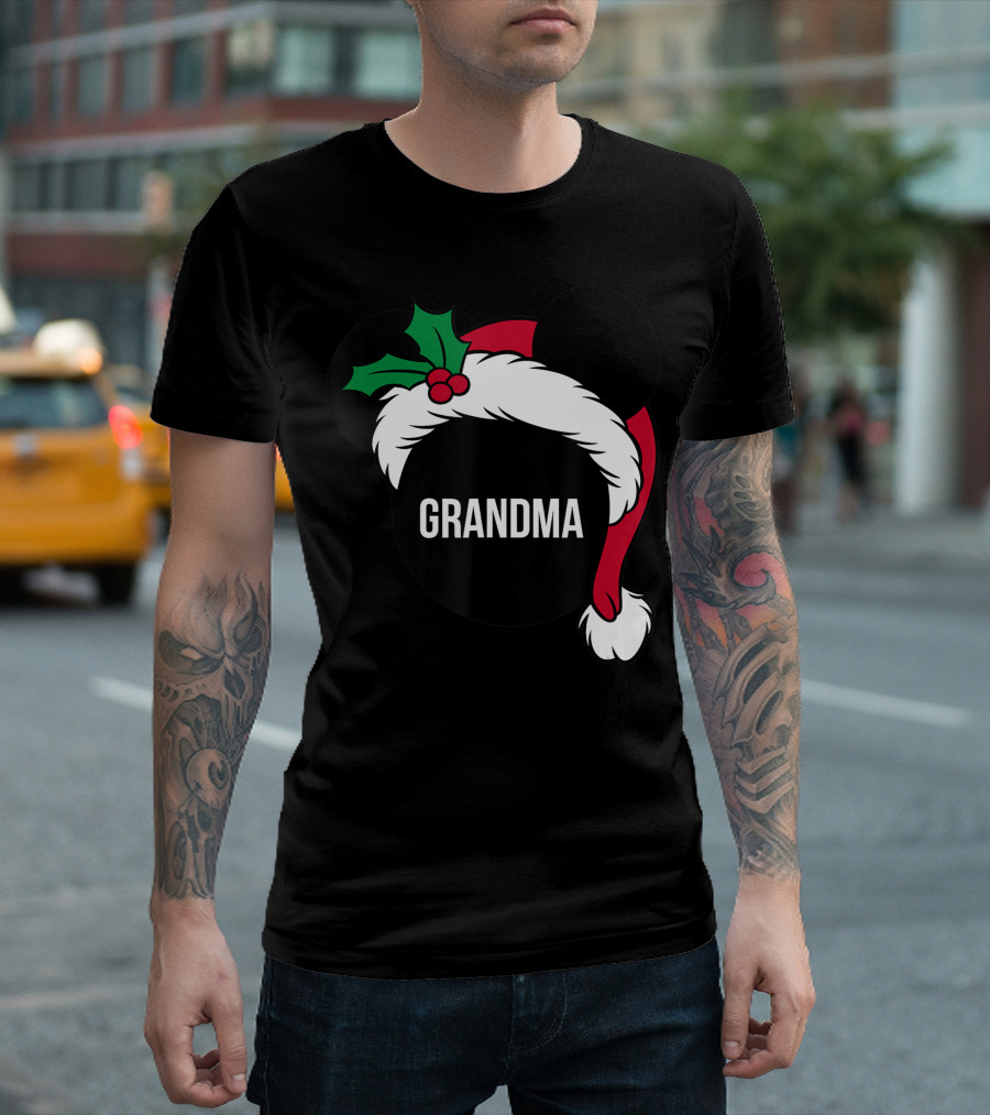Grandma Disney Mickey Mouse Santa Hat Holiday Family T-Shirt