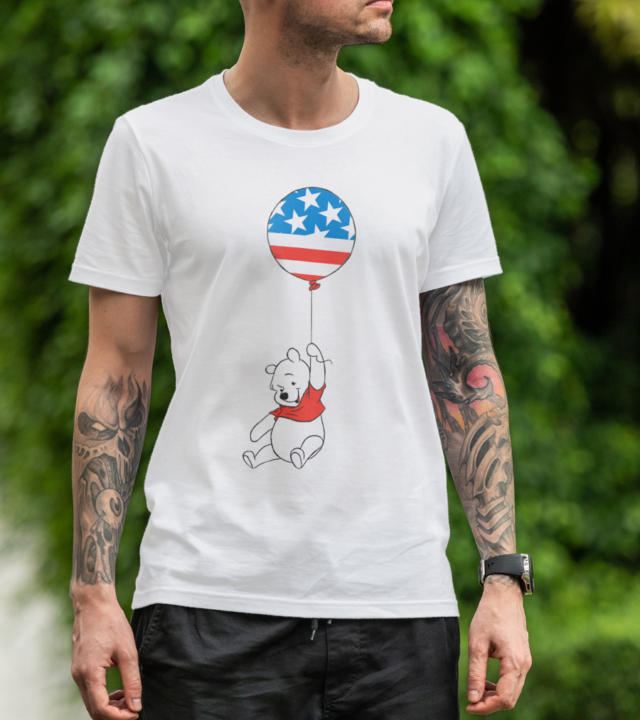 Disney USA Stars And Stripes Balloon Winnie The Pooh Bear 7Q T-Shirt