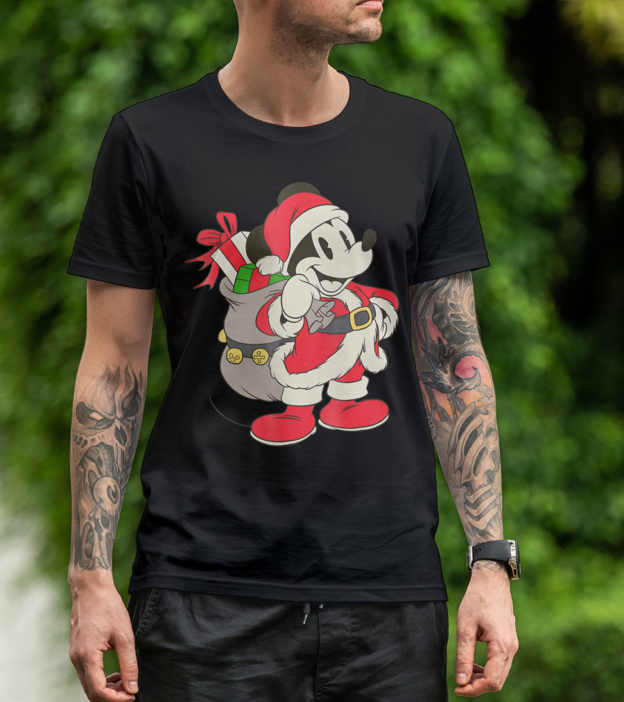 Disney Vintage Santa Mickey Mouse Holiday Fun T-Shirt
