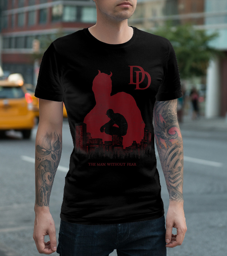 Marvel Daredevil Man Without Fear DD Silhouette City Background T-Shirt