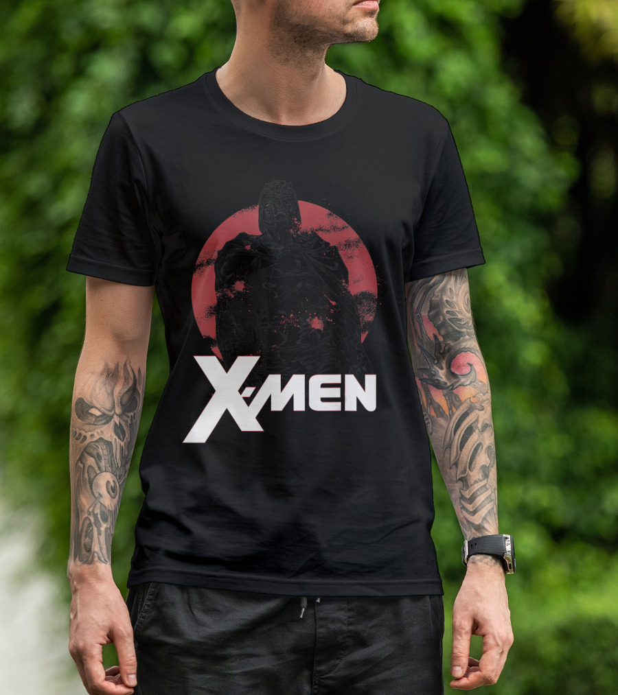 X Men Magneto Classic Epic Stance Red Circle Background T-Shirt
