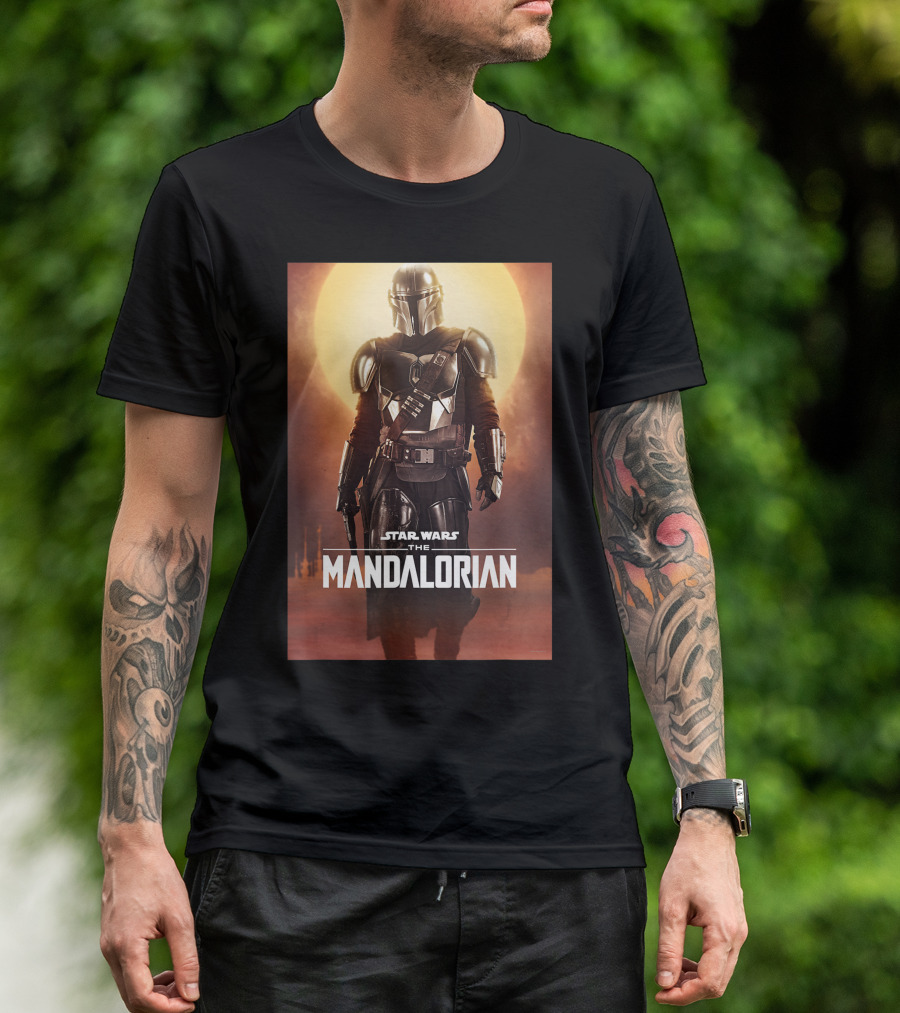 Star Wars The Mandalorian Character Silhouette Against Sunset T-Shirt