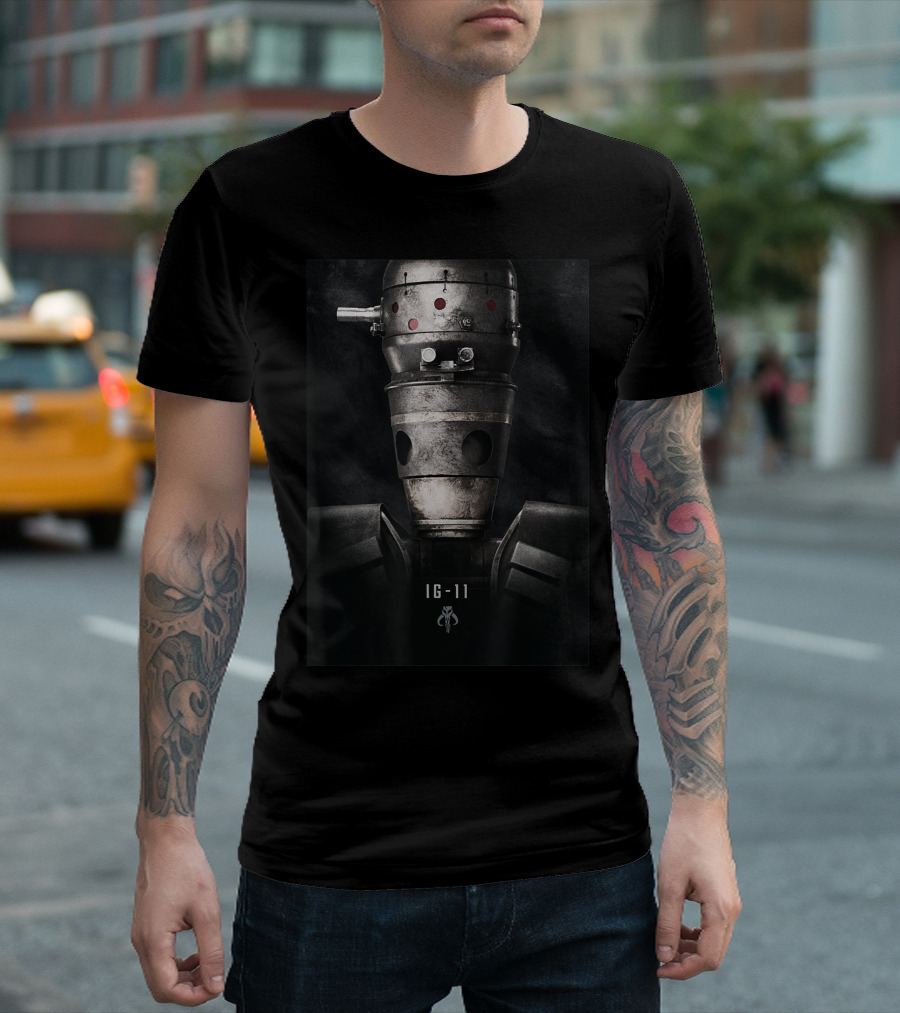 Star Wars The Mandalorian IG-11 Droid Head Close-Up T-Shirt