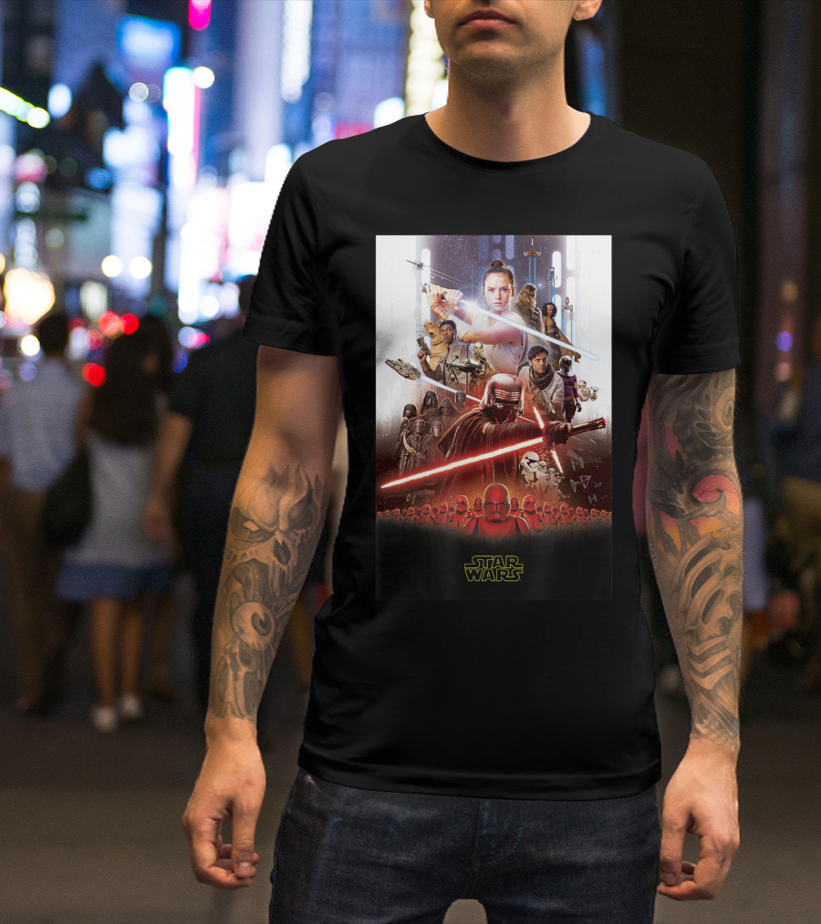 Star Wars The Rise Of Skywalker Movie Poster Characters Lightsabers Starships Battle Scene T-Shirt