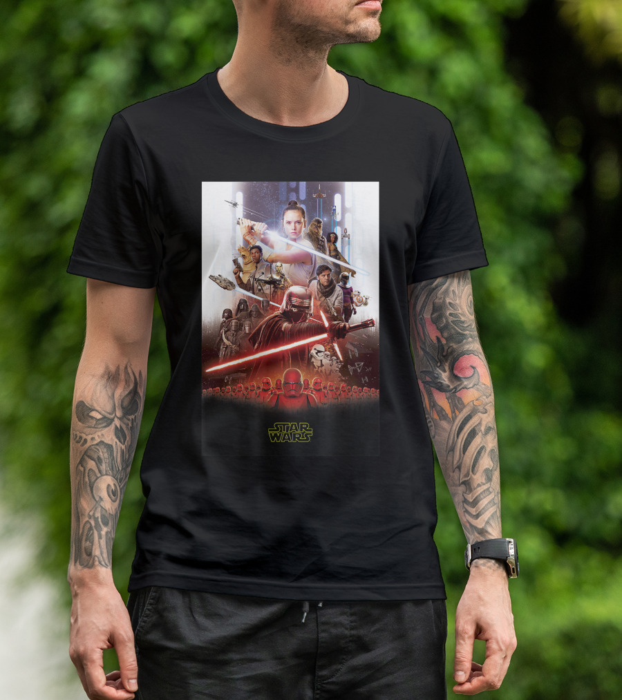 Star Wars The Rise Of Skywalker Movie Poster Characters Lightsabers Starships Battle Scene T-Shirt