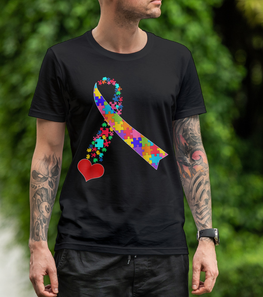Autism Ribbon Awareness With Heart And Colorful Puzzle Pieces For Autism Moms T-Shirt