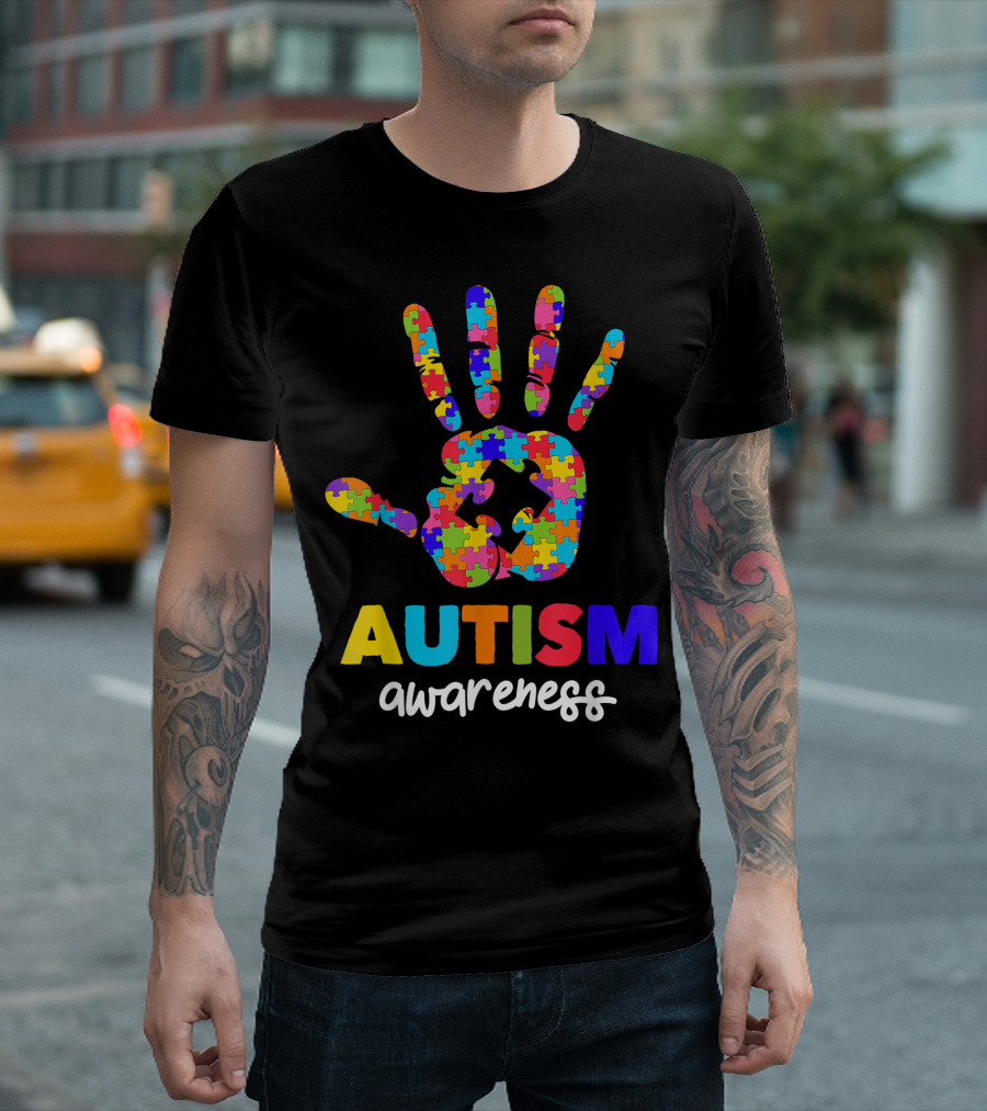 Autism Awareness Puzzle Hand Autism Moms T-Shirt