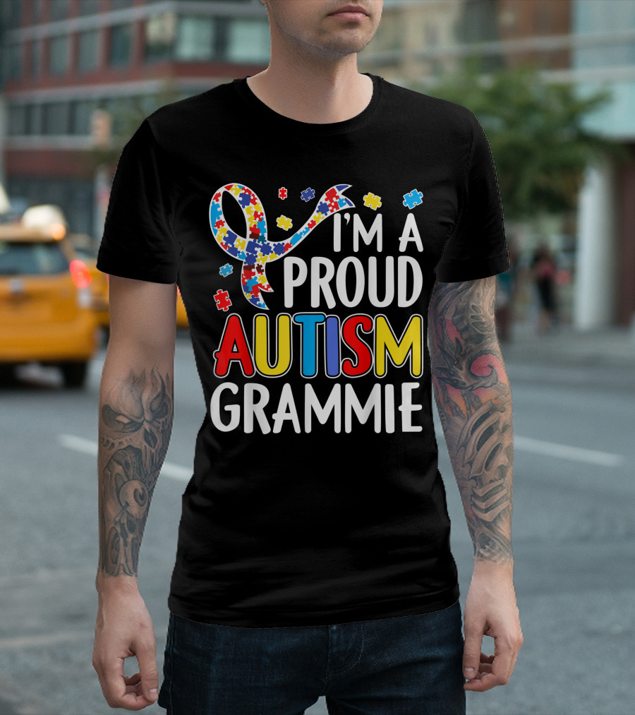 I'm A Proud Autism Grammie Puzzle Ribbon Autism Awareness T-Shirt
