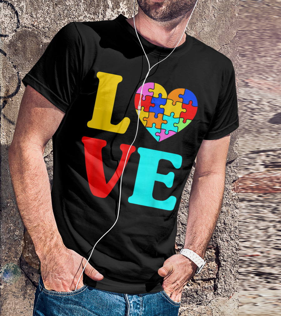 Love Autism Awareness Puzzle Heart Autistic Moms T-Shirt