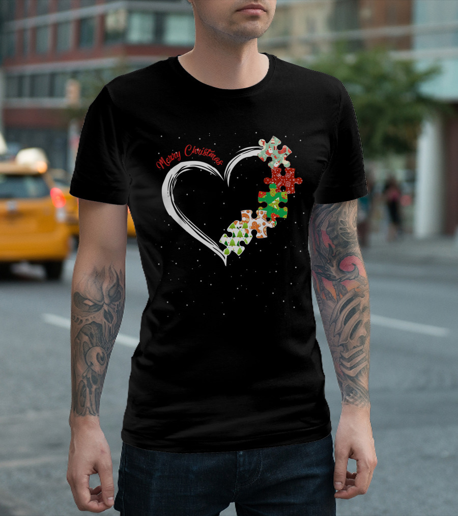 Merry Christmas Heart with Autism Awareness Puzzle Pieces T-Shirt
