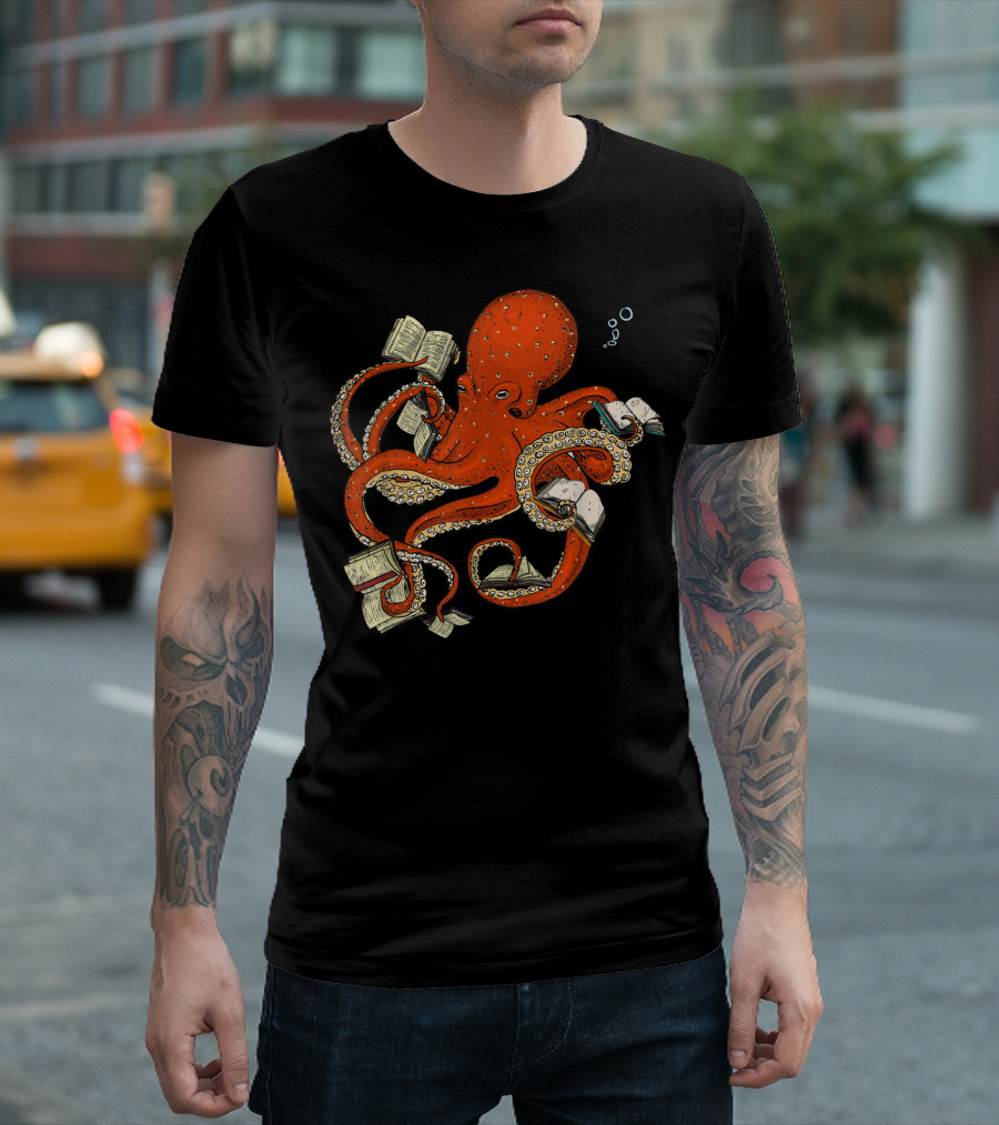 Octopus Reading Books Cute Nerd Book Lover Animal T-Shirt